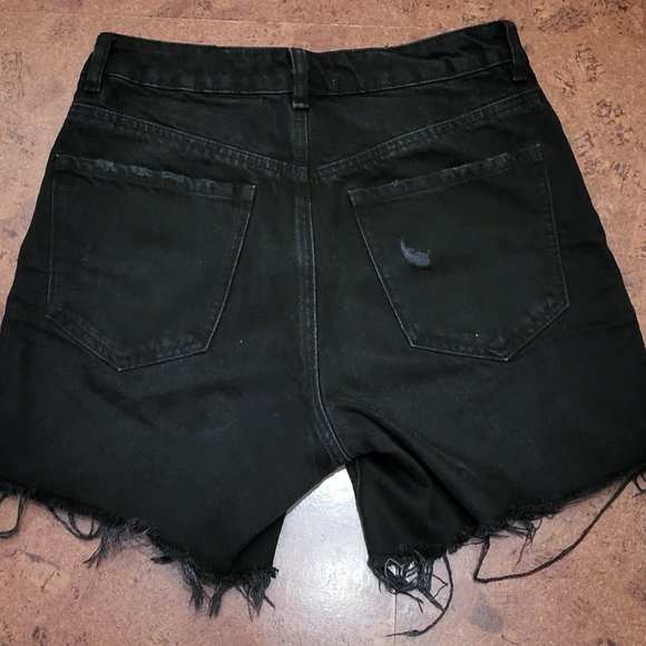 Short noir - Picture 2 of 2